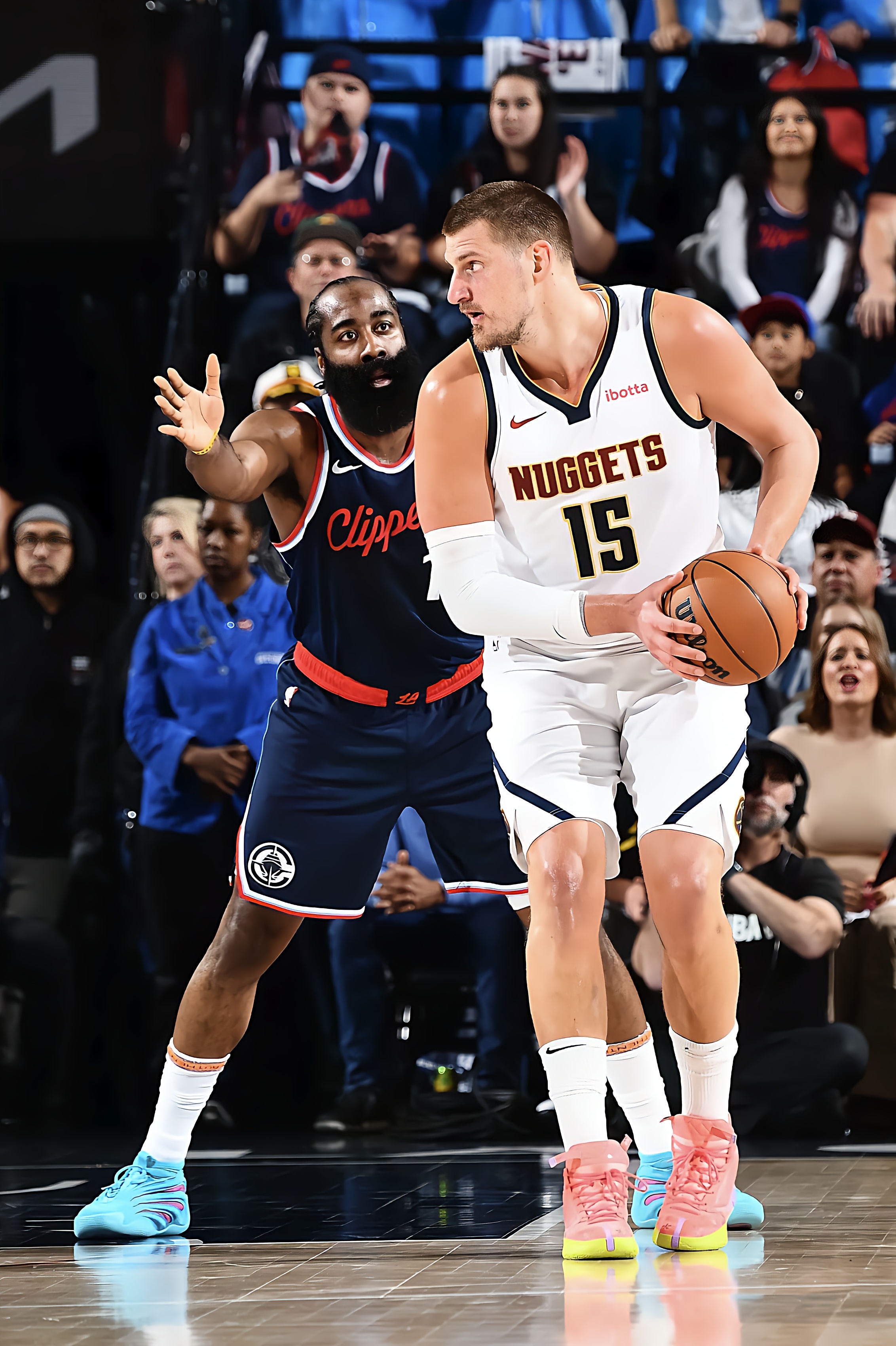 雷竞技入口-休斯敦火箭内部会议纪要流出：加时末段遗憾出局，NBA常规赛使命明确，轮换策略成焦点的简单介绍